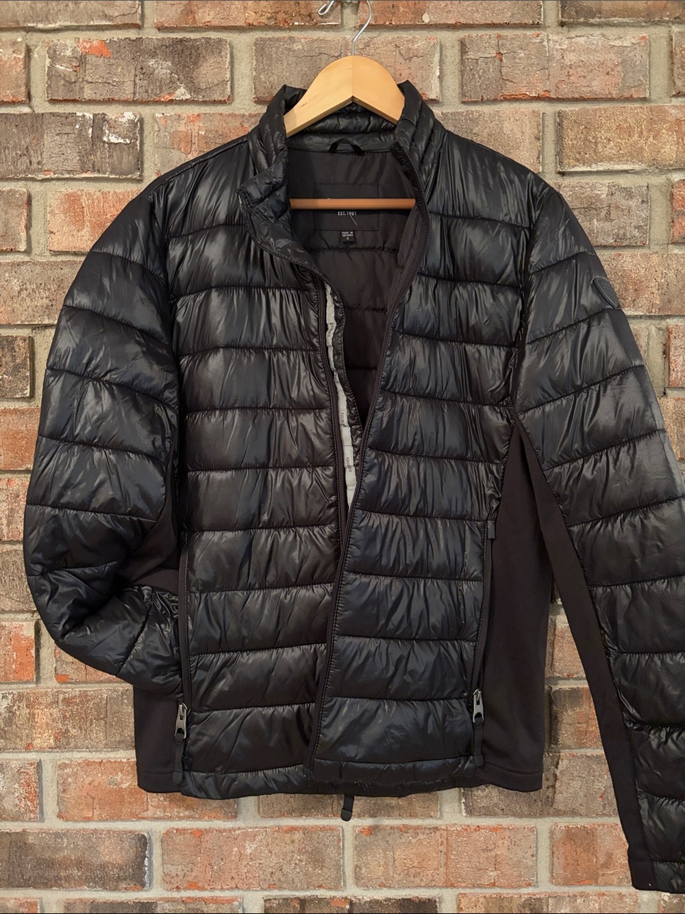GUESS Men's Black Quilted Puffer Jacket